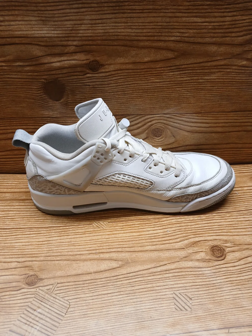 Jordan classic silhouette